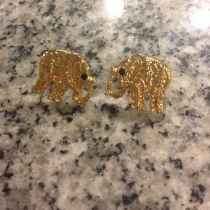Gold 🐘 studs