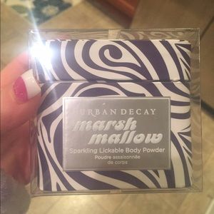 New In Box Urban Decay Marshmallow Body Powder
