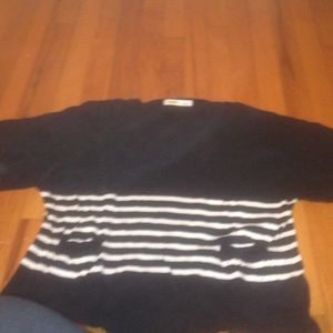 Cute stripped sweater