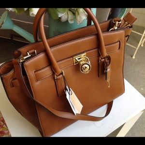 /***SOLD***NWT MICHAEL KORS MK HAMILTON MEDIUM BAG