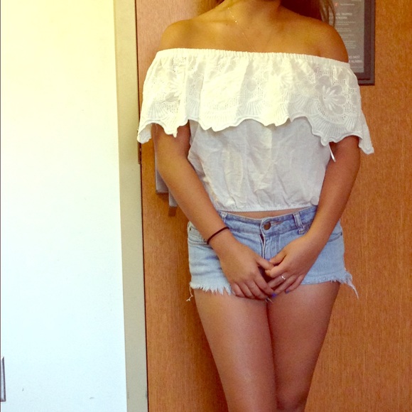 Off the shoulder blouse NWOT