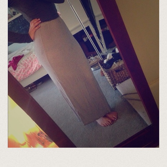 Brandy maxi skirt - Picture 2 of 2