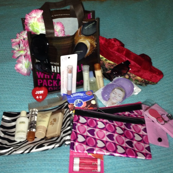 FREE GIFTS 🎁🎁❤️❤️💋💋💋😘🔥