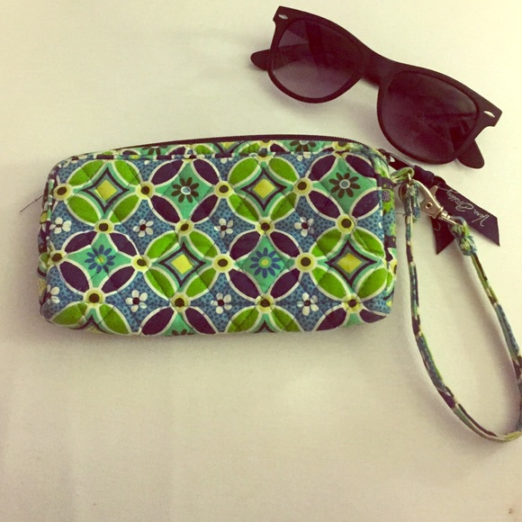 Retired Vera Bradley Wristlet!