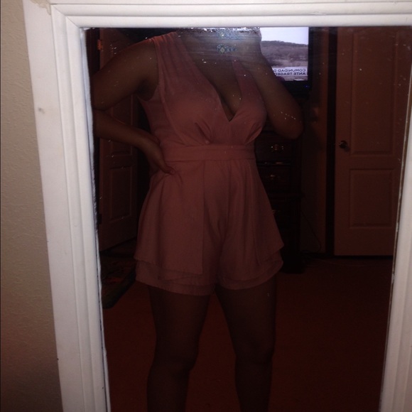 Romper - Picture 3 of 4