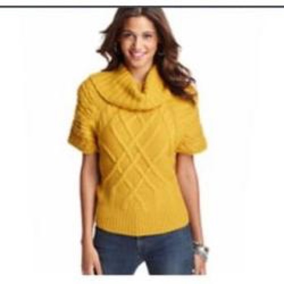 NWOT LOFT Short-sleeved turtleneck sweater