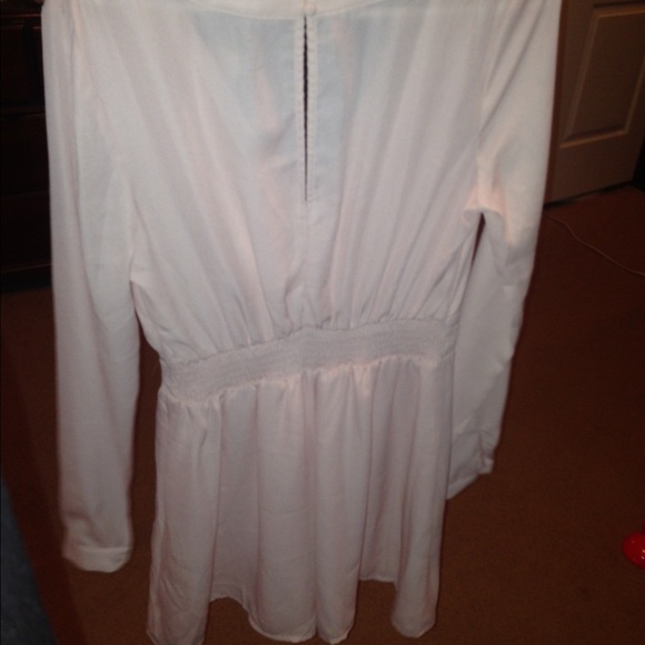 Romper - Picture 2 of 4