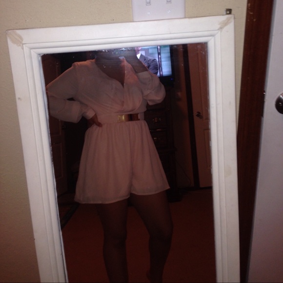 Romper - Picture 3 of 4