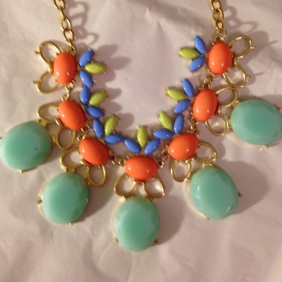 Playful spring/summer necklace - Picture 4 of 4