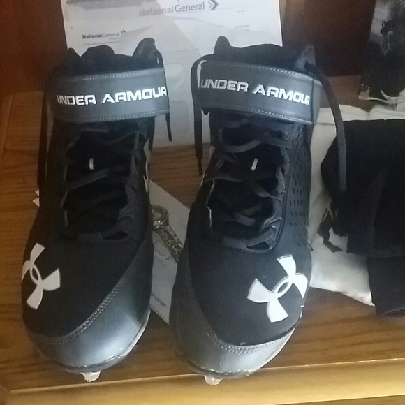 Football cleats