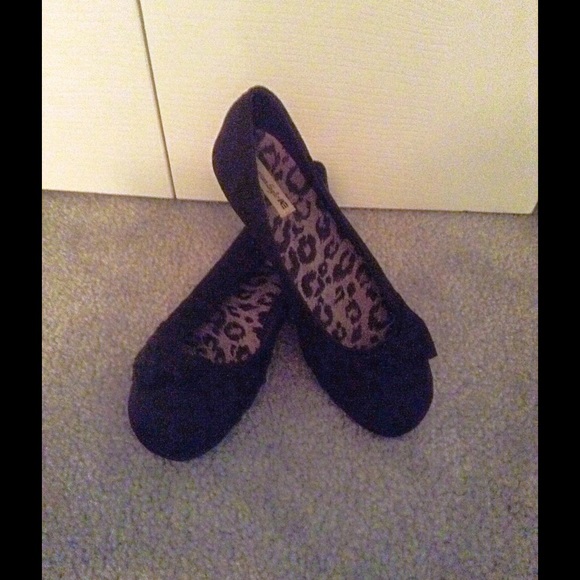 American eagle bow flats!