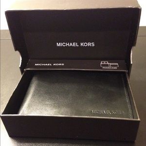 NEW Michael Kors black mens wallet