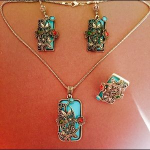 Beautifully designed set!