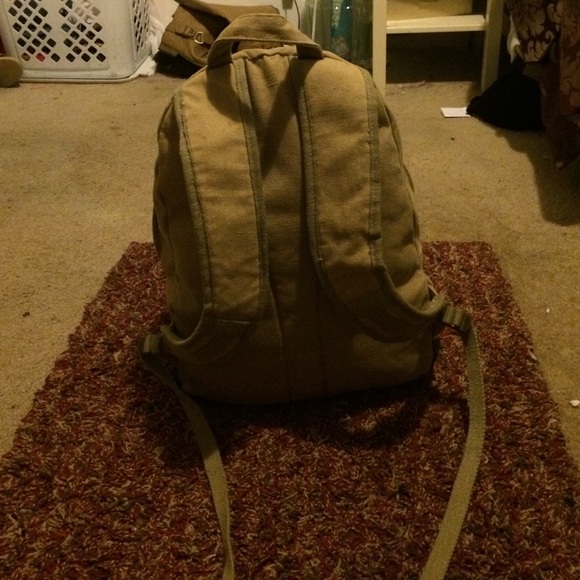 Aero backpack - Picture 2 of 3