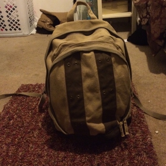 Aero backpack - Picture 3 of 3