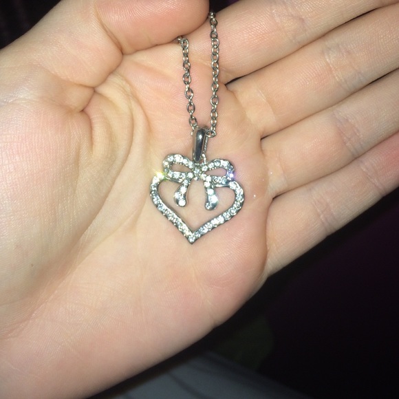 Heart and Bow Necklace💎