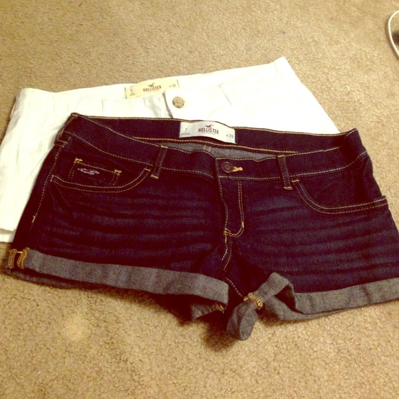 2 Pairs of Hollister Shorts - BUNDLE!!