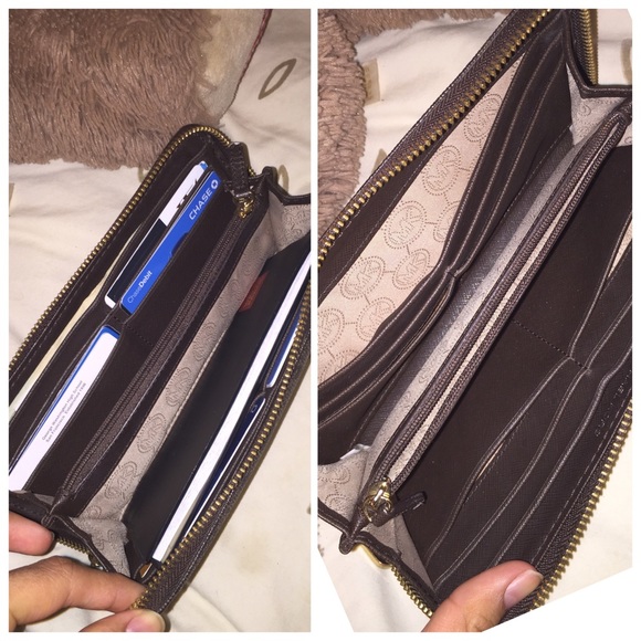 🚫SOLD🚫 - Picture 2 of 4