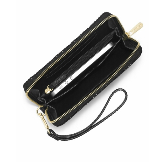 💥SOLD 2 personal Client💥MK Susannah Phone Case - Picture 3 of 4