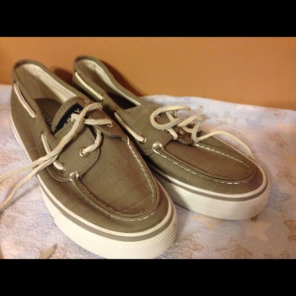 Never worn sperry top siders