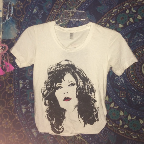 Cute woman American apperal shirt/top with slits