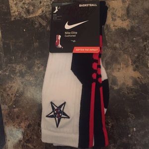 Men's 8-12 Nike USA elite socks