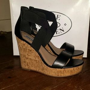Steve Madden - Eddna Wedges - Black