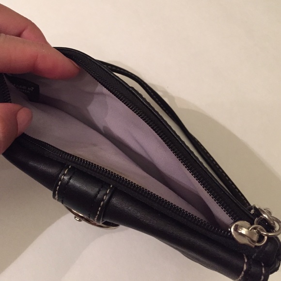 Coach wristlet - Picture 3 of 4