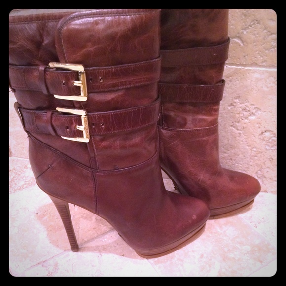 Micheal Kors ankle boots NWT