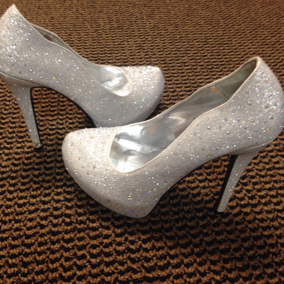 sparkle glitter heels