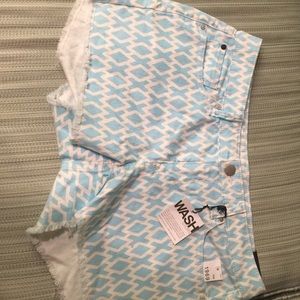 1969 Gap summer cut-offs low rise fitted hip/thigh