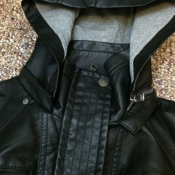 Jacket - Picture 2 of 4