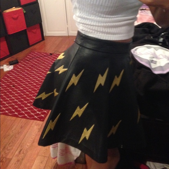 Forever 21 skater skirt
