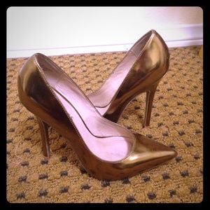 Baker's Trolly pumps