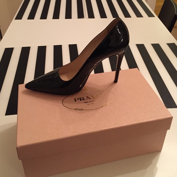 Black Pointed Toe Prada Pumps