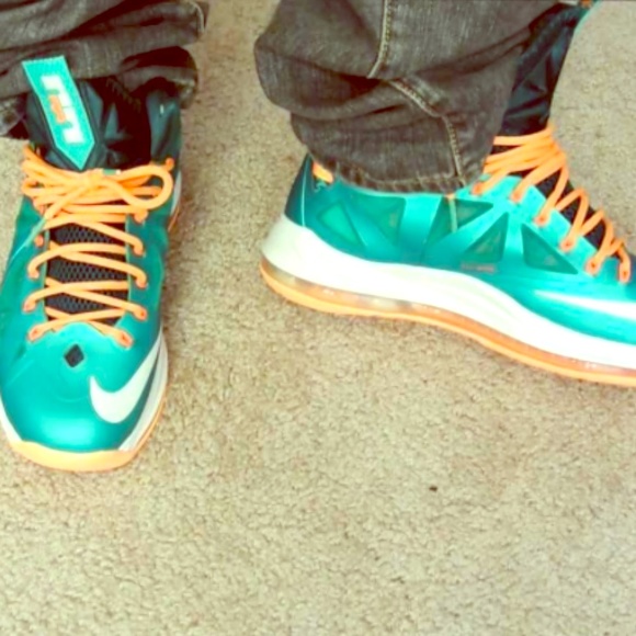 Nike Lebron Dolphins