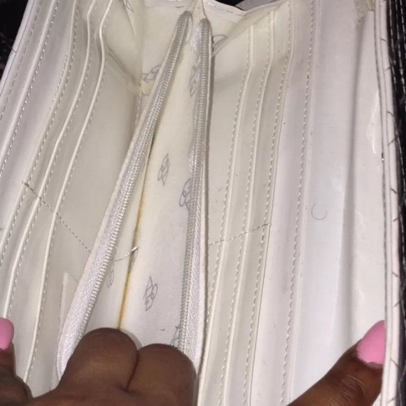 Aldo clutch - Picture 3 of 4