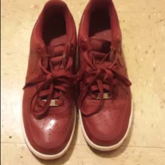 SOLD Nike bergundy air force 1 sz 8 - Picture 2 of 3
