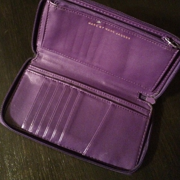 SOLD - Picture 2 of 4