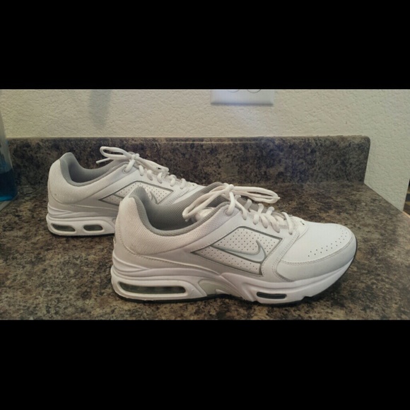 Nike Shoes - Nike shoes