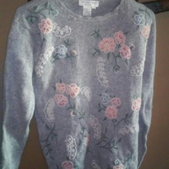 ⛔SOLD⛔ beaded sweater