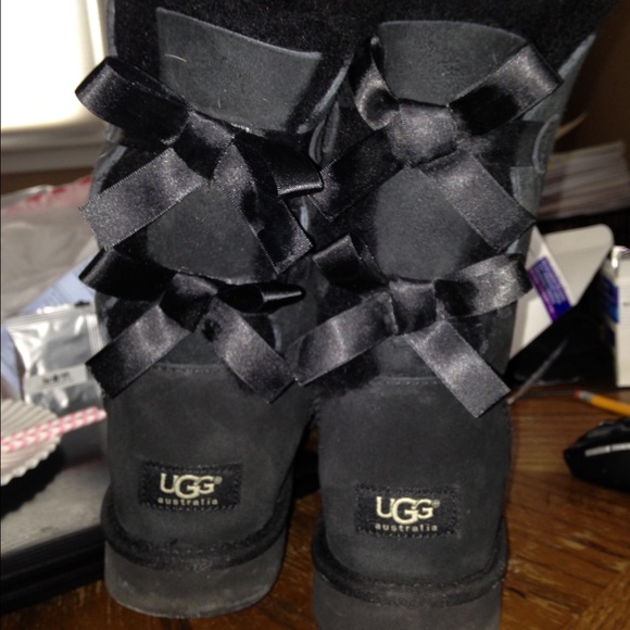 bailey bow ugg - Picture 2 of 3