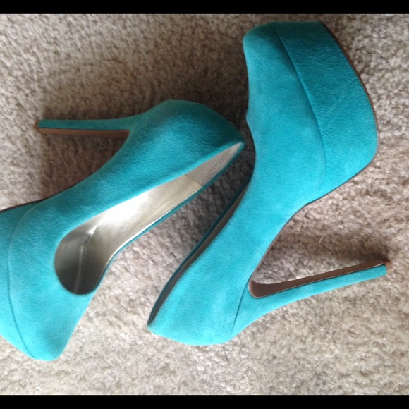 Teal platform pump