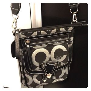 Cross body coach purse