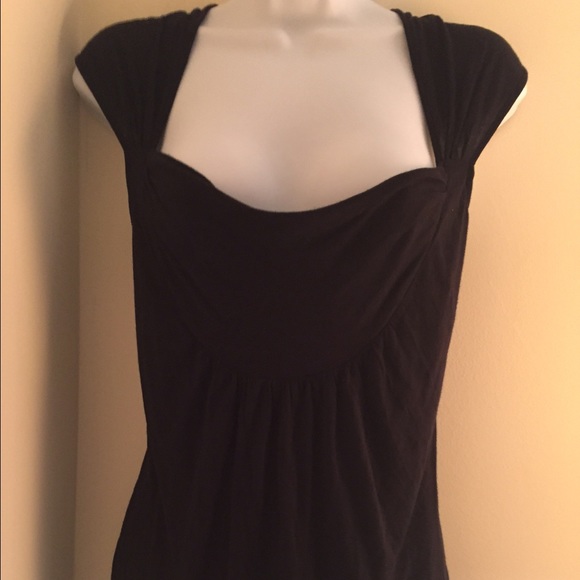 White House black market black small cap sleeve