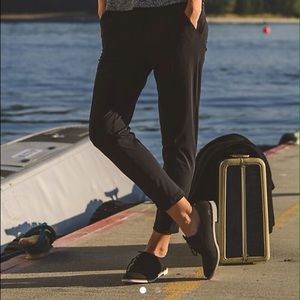 Lululemon Departure Pants,size 6