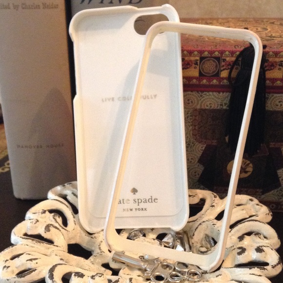 Kate Spade "Pearls" IPhone 5 Case👑 - Picture 4 of 4