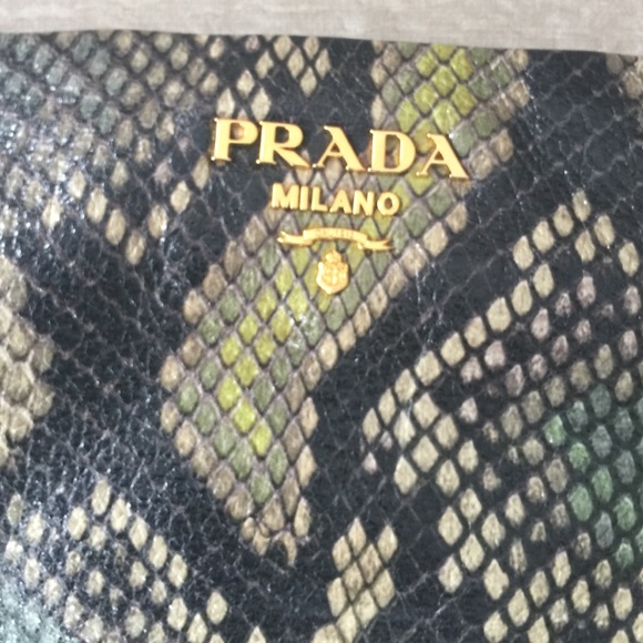 Large Prada snakeskin clutch - Picture 2 of 3
