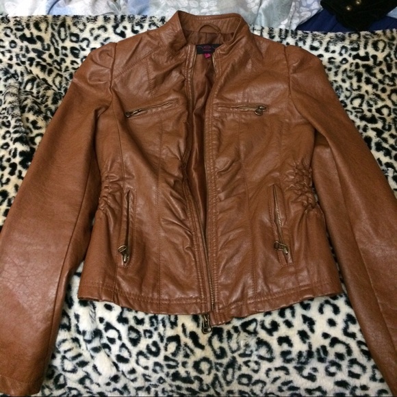 tan jacket - Picture 3 of 3