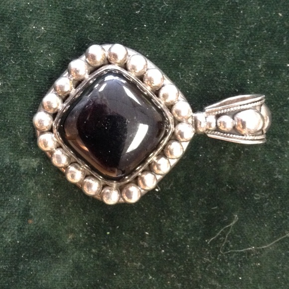 56.9g sterlingSilver pendant